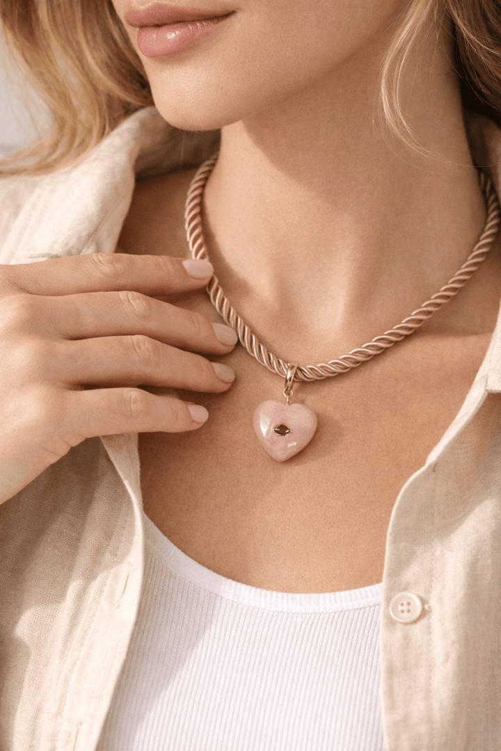 ROSE QUARTZ HEART PENDANT NECKLACE