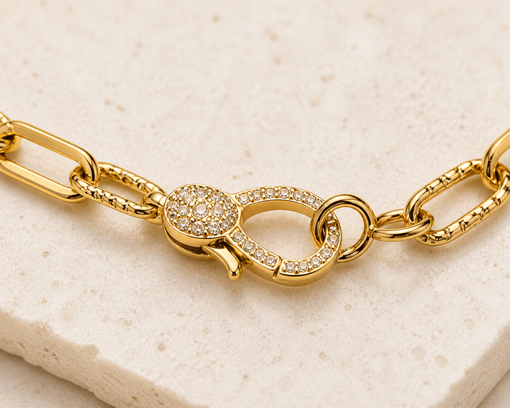 The Signature Link Necklace