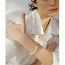 Pearl and Gold Bangle