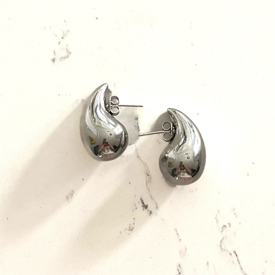  Default Title  Mannaz Designs Silver Elegance Drop Earrings 