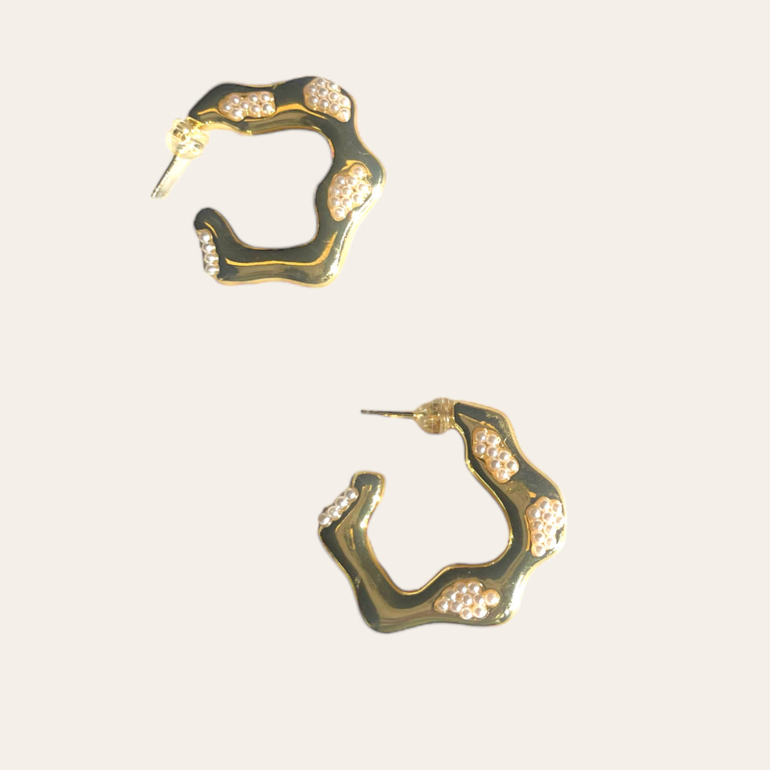 Gigi Gold Pearl Hoops